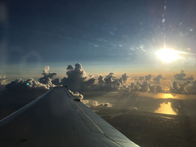 McDonnell Douglas MD-90 — - Just after an early take off from West Palm Beach!