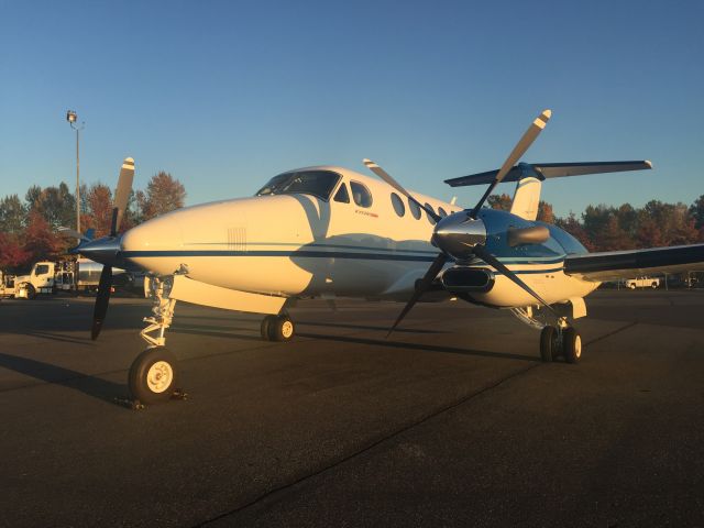 Beechcraft Baron (58) (N1058E) - 26 OCT 2017