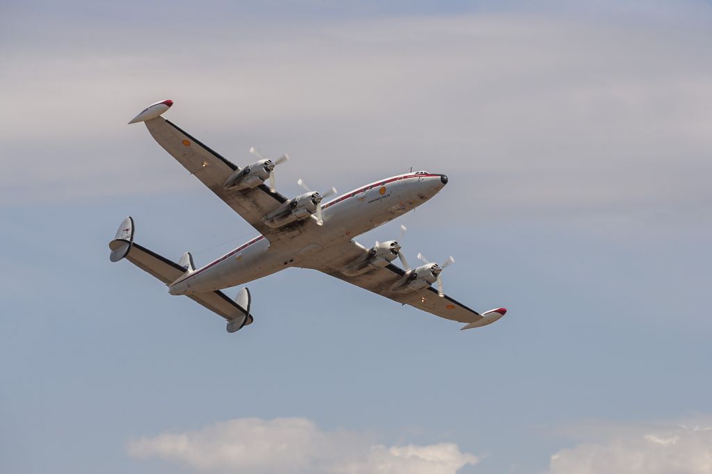 Lockheed EC-121 Constellation (VH-EAG) - Avalon Air Show 2005