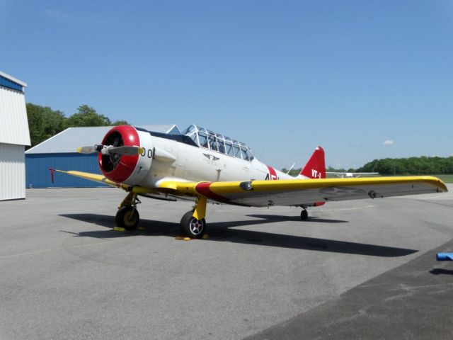 North American T-6 Texan (N224X)