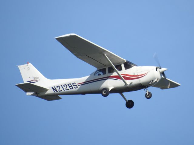 Cessna Cutlass RG (N212BS)