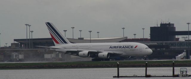 Airbus A380-800 (F-HPJA)