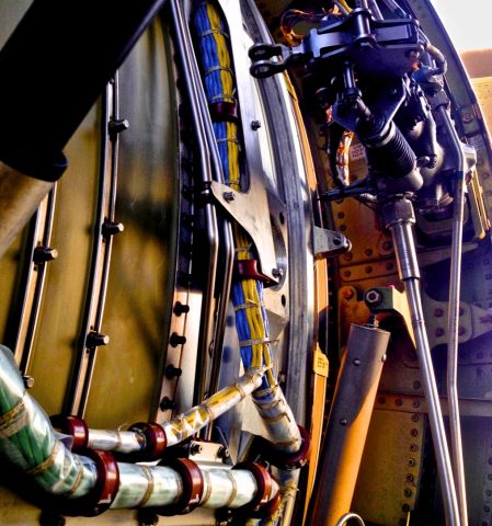 — — - 757 Jet Engine