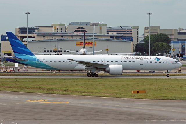 BOEING 777-300 (PK-GIA)