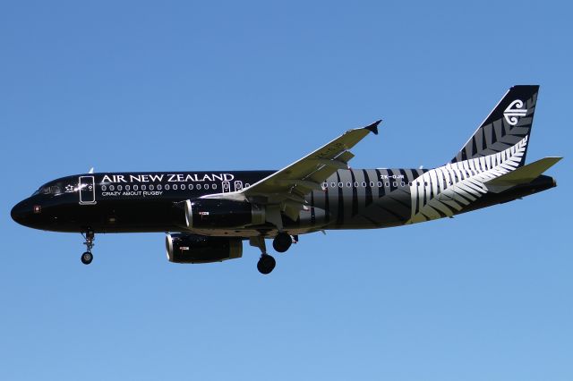 Airbus A320 (ZK-OJR)