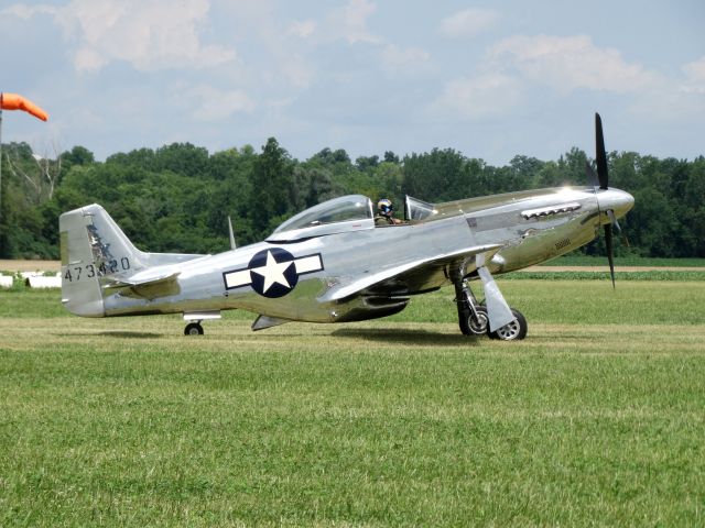 North American P-51 Mustang (N151AM)