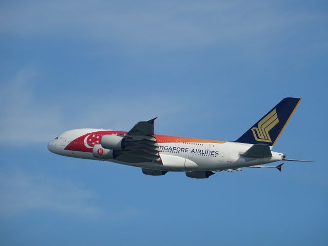 Airbus A380-800 (9V-SKI)