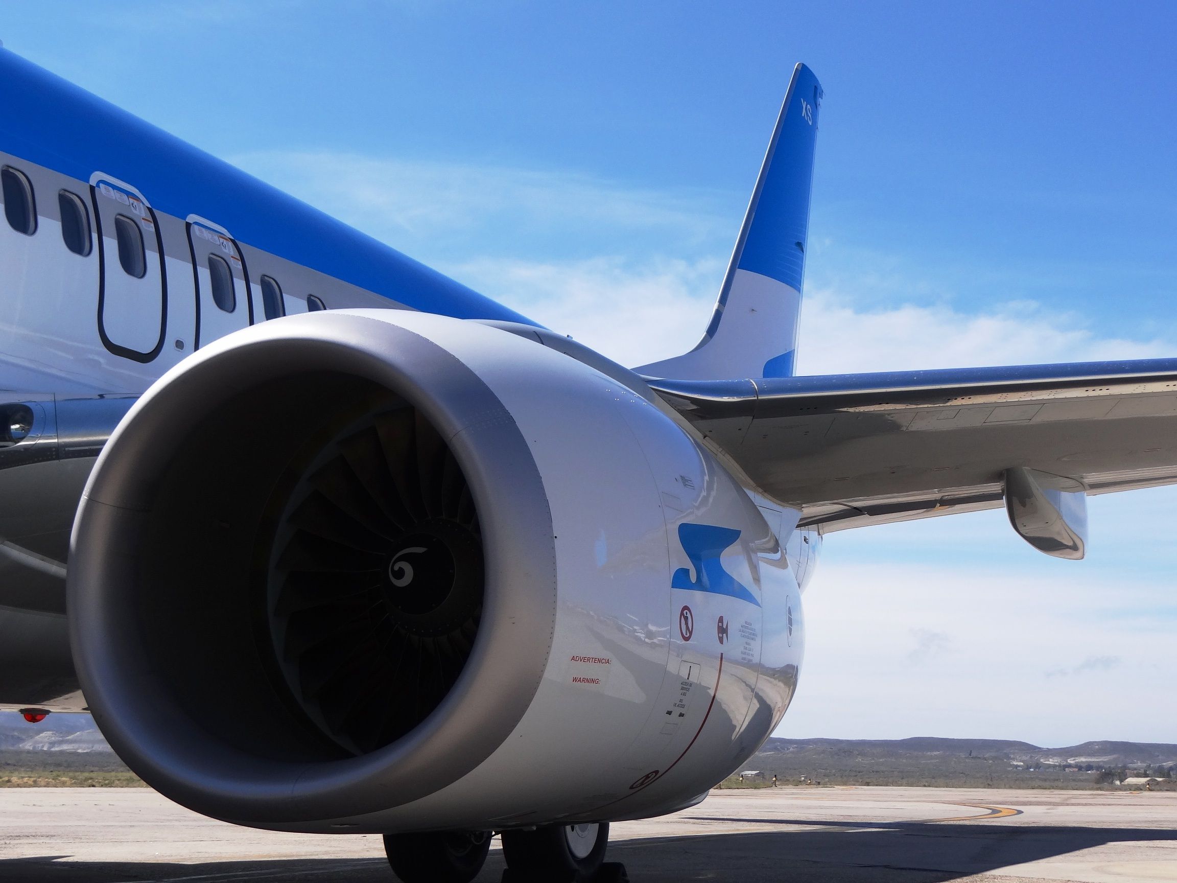 Boeing 737-700 (LV-CXS) - Comodoro Rivadavia, Argentina