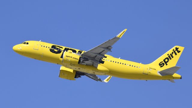 Airbus A320neo (N903NK) - Departing LAX on 25R