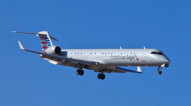 Canadair Regional Jet CRJ-900 (N905J)