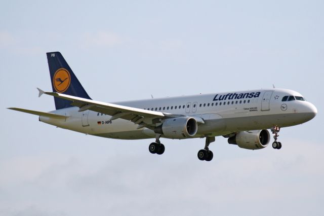 Airbus A320 (D-AIPB)