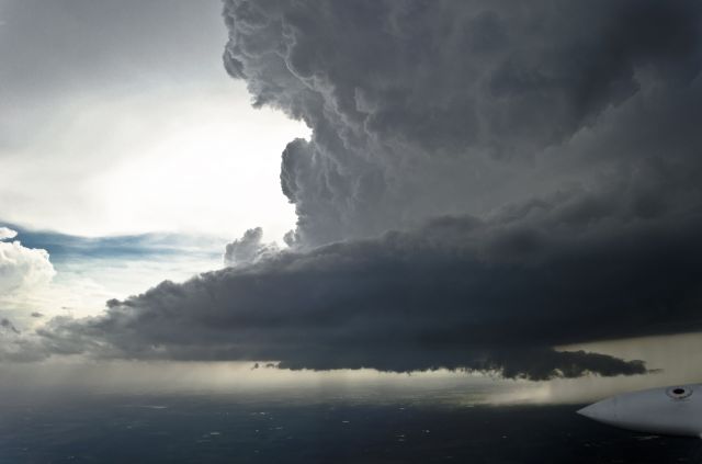 Cessna 340 (N6871Y) - Shooting the Gap between a few large cells over Southern Illinois. XM weather proves its usefulness again