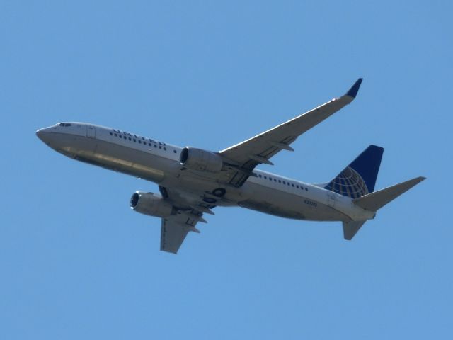 Boeing 737-700 (N27246)