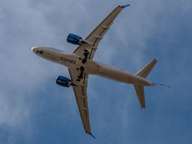 Bombardier CS100 (C-FBCS)