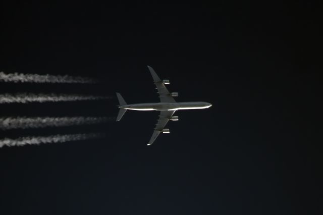 Airbus A340-600 (A6-EHL) - Abu Dhabi to Washington   36000 ft   471 kts  track 286.