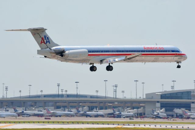 McDonnell Douglas MD-80 (N9620D) - 08/03/2015 American N9620D MD-80 MadDog KDFW