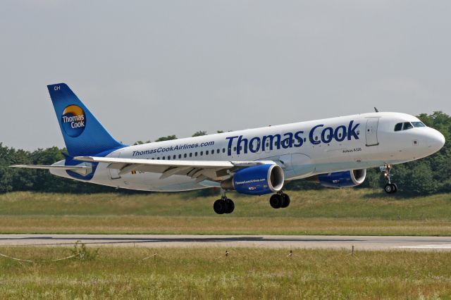 Airbus A320 (OO-TCH)