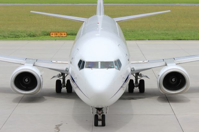 BOEING 737-400 (SX-ATF)