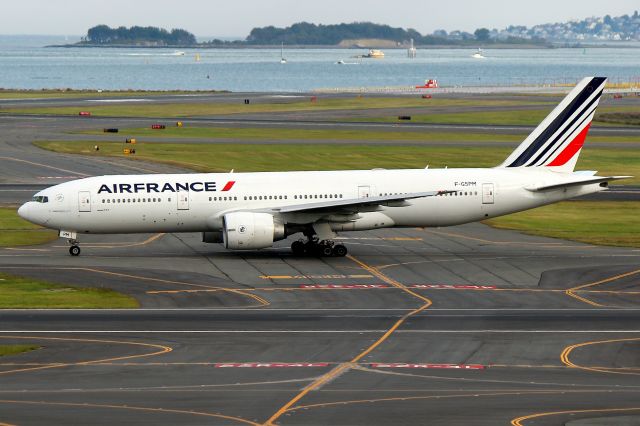 Boeing 777-200 (F-GSPM) - AFR 334 from Paris taxiing in on Mike