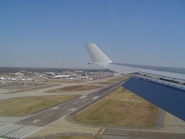 Boeing MD-11 (N525FE) - SHOOTING APPROACHES AS PART OF C-MANPADS TEST