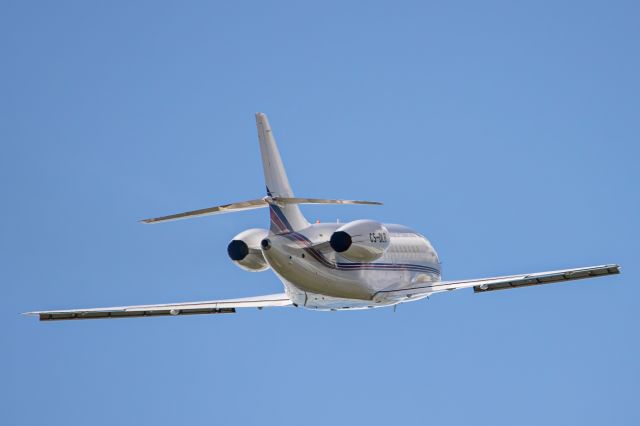 Dassault Falcon 2000 (CS-DLB)