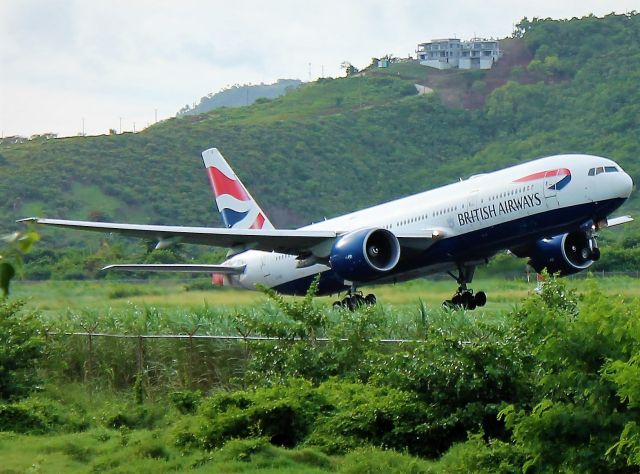 Boeing 777-200 (G-VIIX)