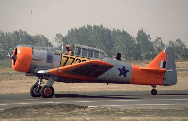 N7722 — - North American AT-6 Texan.br /South Africa Air Force Aerobatic Teambr /Photo: March 1994