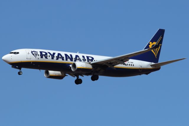 Boeing 737-800 (9H-QBK) - 18/11/2022:  Flight from Vienna (VIE) on final to runway 21.