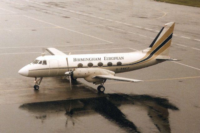 Grumman Gulfstream 1 (G-BNKO) - Taxiing onto stand on 4-Jul-90.br /br /Reregistered C-GNAK 23-Oct-91.br /Written off 19-Jul-00 near KHUL.br /Registration cancelled 26-Mar-01.