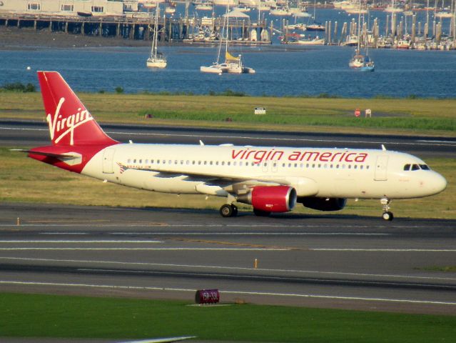 Airbus A320 (N844VA)