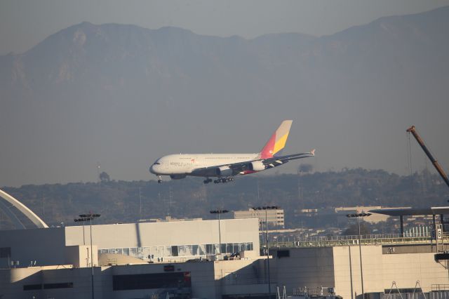 Airbus A380-800 (HL7626)