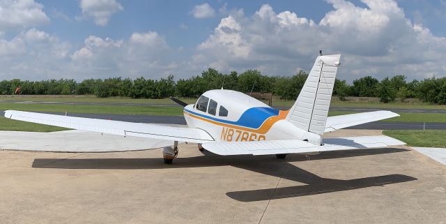 Piper Cherokee (N8786C) - Outside hanger waiting on a checkride to commence.