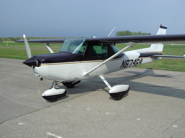 Cessna 152 (N67464)