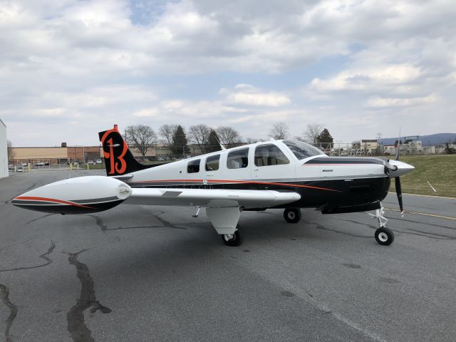 Beechcraft Bonanza (36) (N8044U)