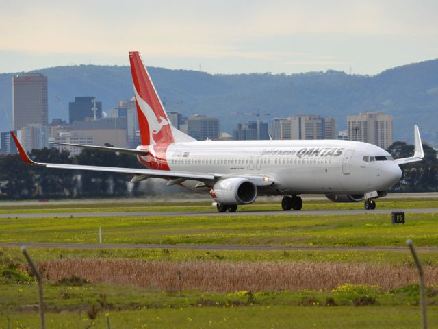 Boeing 737-800 (VH-VZP) - On taxi-way heading for take-off on runway 05. Thursday 12th July 2012.