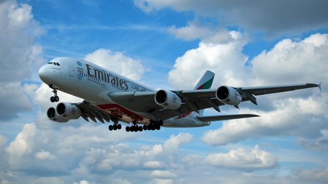 Airbus A380-800 (A6-EDE)