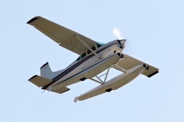 Cessna Skywagon (N70FF) - Cessna Skywagon departing RWY 32 Sanford Seacoast RGNL Airport (Sanford, ME) 