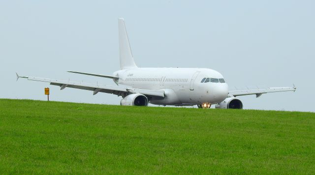 Airbus A320 (LZ-MDK) - EPLB
