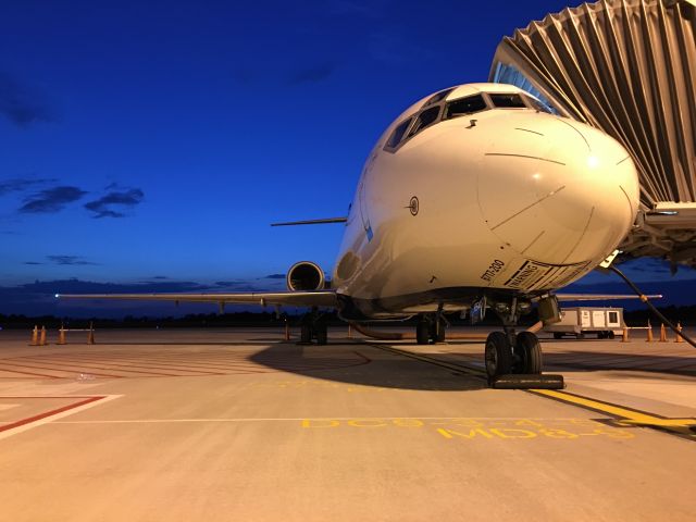 Boeing 717-200 (N979AT) - Dusk at GSP!