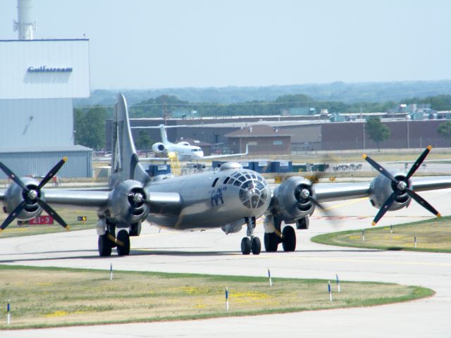 Boeing B-29 Superfortress —