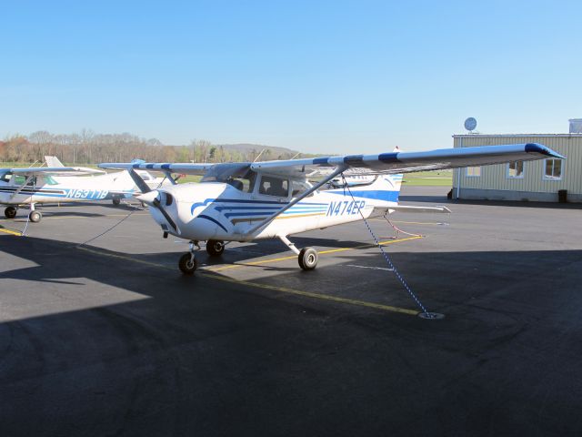 Cessna 152 (N474EP)