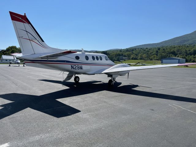 Beechcraft King Air 90 (N29M)