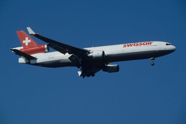 Boeing MD-11 (HB-IWB) - Final Approach to Narita Intl Airport Rwy34L on 1997/07/19