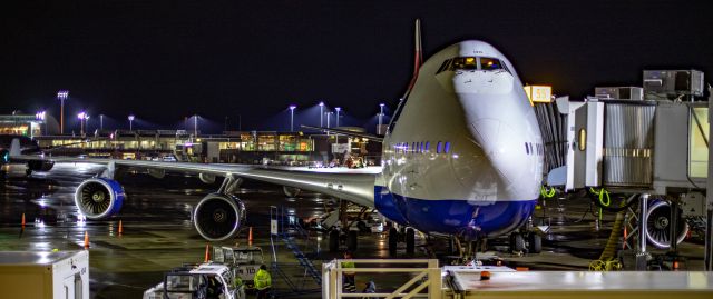 Boeing 747-400 (G-CIVO) - British Airways Speedbird 84 Boeing 747-436 at gate 55 at YVR preparing for the return to LHR