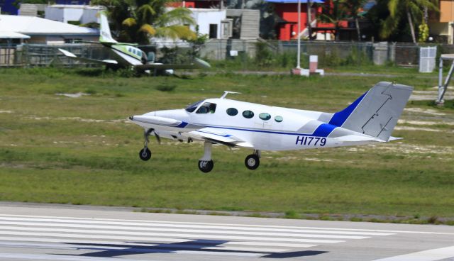 Cessna Conquest 2 (HI779)