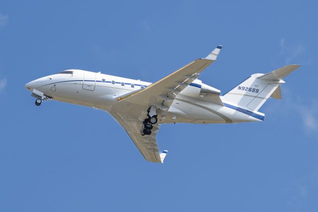 Canadair Challenger (N926SS)