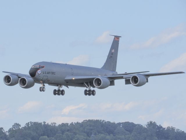 Boeing C-135FR Stratotanker (59-1517)