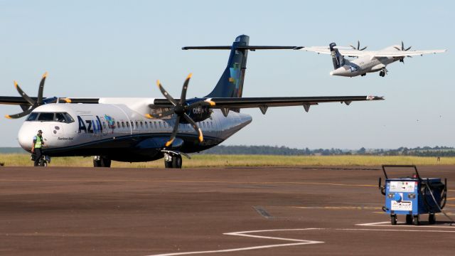 ATR ATR-72 (PR-AKL)