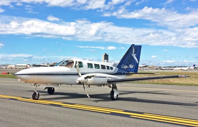 Cessna 402 (N660CA) - Cape Air C402