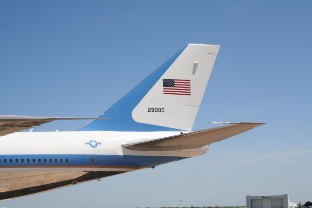 Boeing 747-200 (N28000) - TSTC WACO